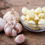 Có nên mang tỏi theo người không? có thu hút ma quỷ không?